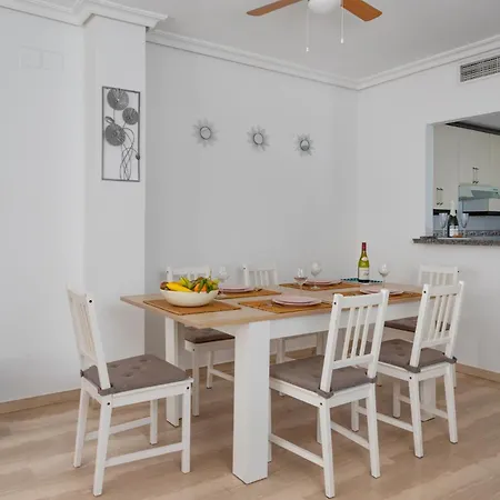 3 Bedroom, Sea Front & Sea View, Plunge Pool Appartement Fuengirola