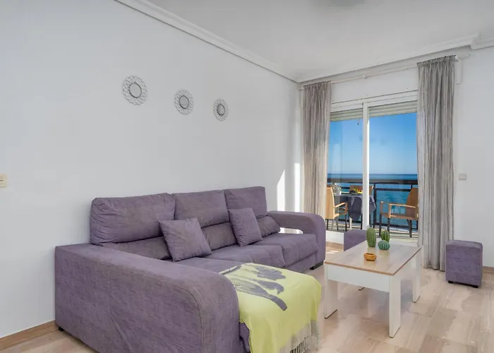 3 Bedroom, Sea Front & Sea View, Plunge Pool アパート フエンヒロラ