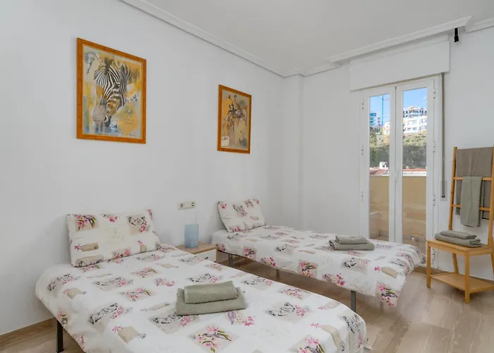 3 Bedroom, Sea Front & Sea View, Plunge Pool *