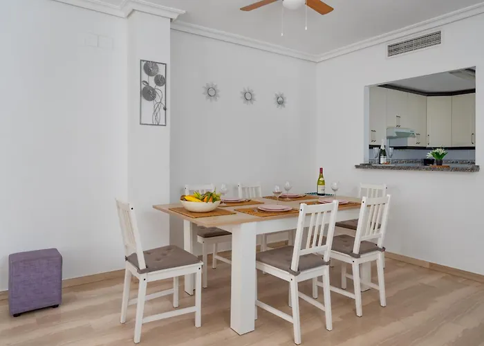 3 Bedroom, Sea Front & Sea View, Plunge Pool アパート フエンヒロラ