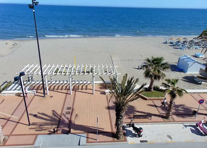 アパート 3 Bedroom, Sea Front & Sea View, Plunge Pool フエンヒロラ